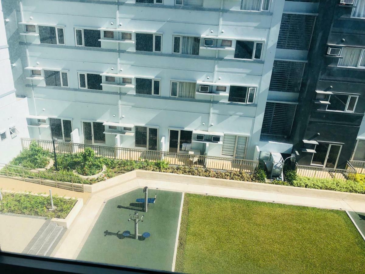 Апартаменти Avida Towers Davao Екстер'єр фото